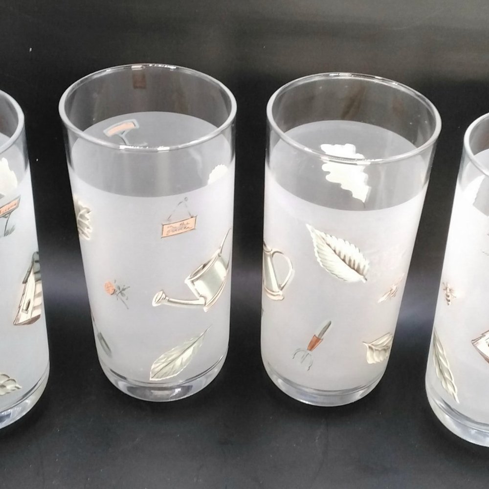 Pfaltzgraff Naturewood  Set of 4 drinking Glasses 16oz. Each